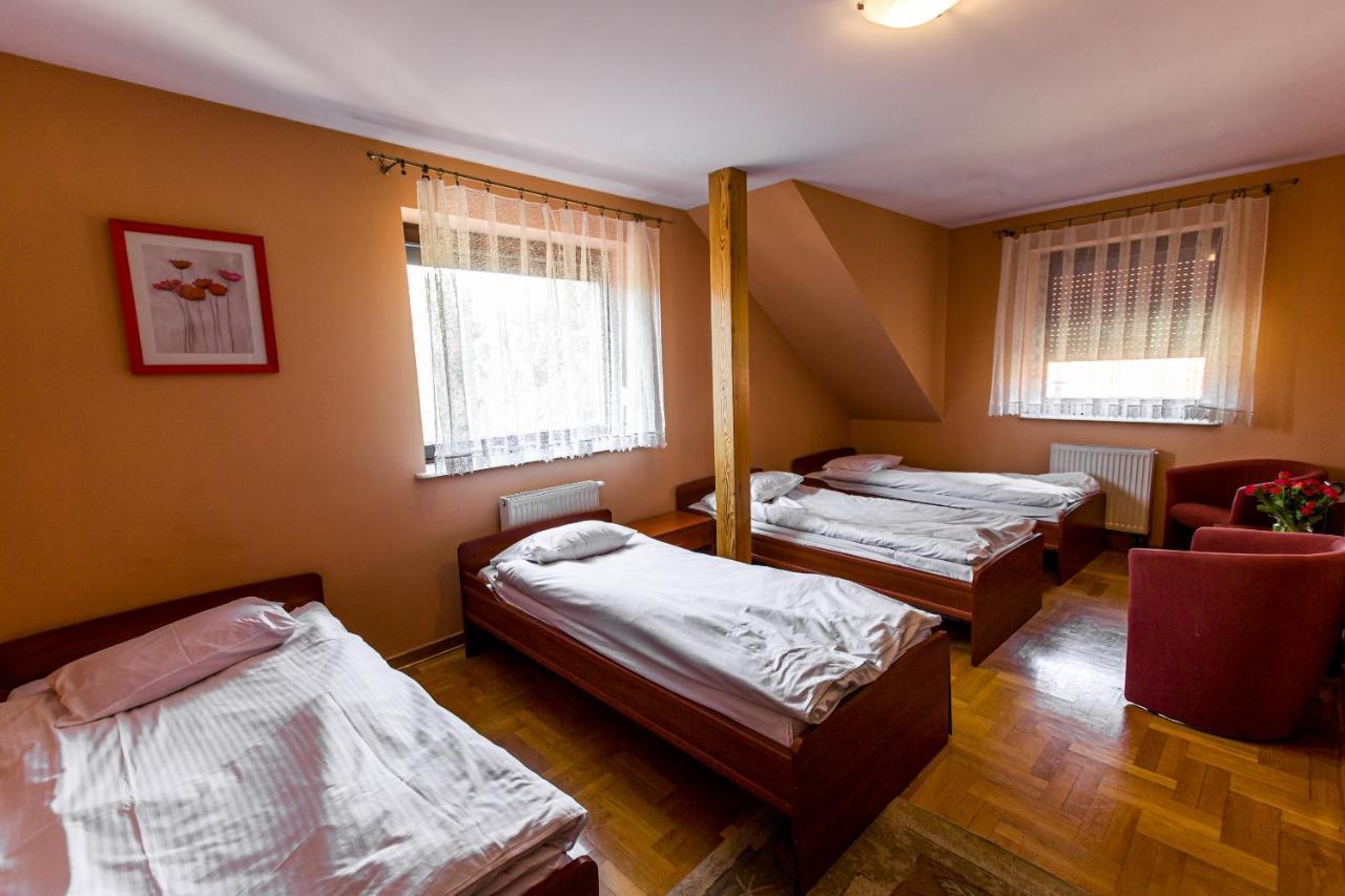 Motel Zodiak Sucha  Esterno foto